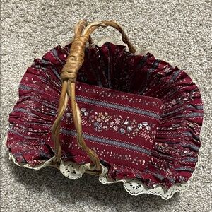 Ruffled Basket
